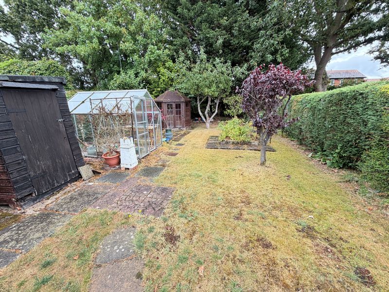 Ascot Drive Great Sutton